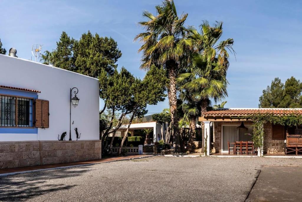 Casa Con Piscina, Jardin Y Juegos Exteriores Casa de férias