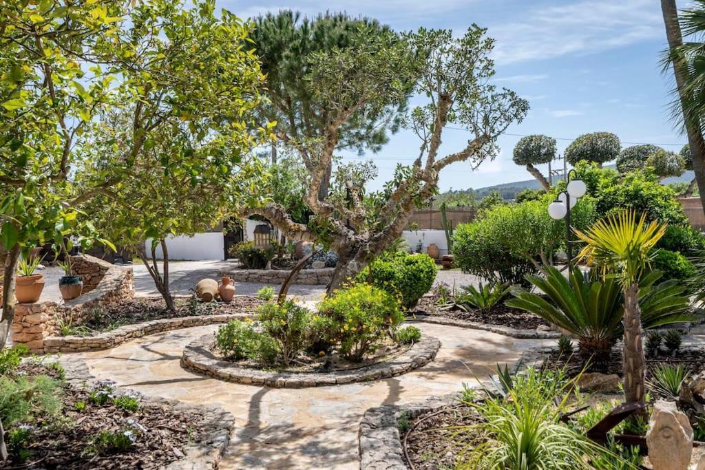 Casa de férias Casa Con Piscina, Jardin Y Juegos Exteriores